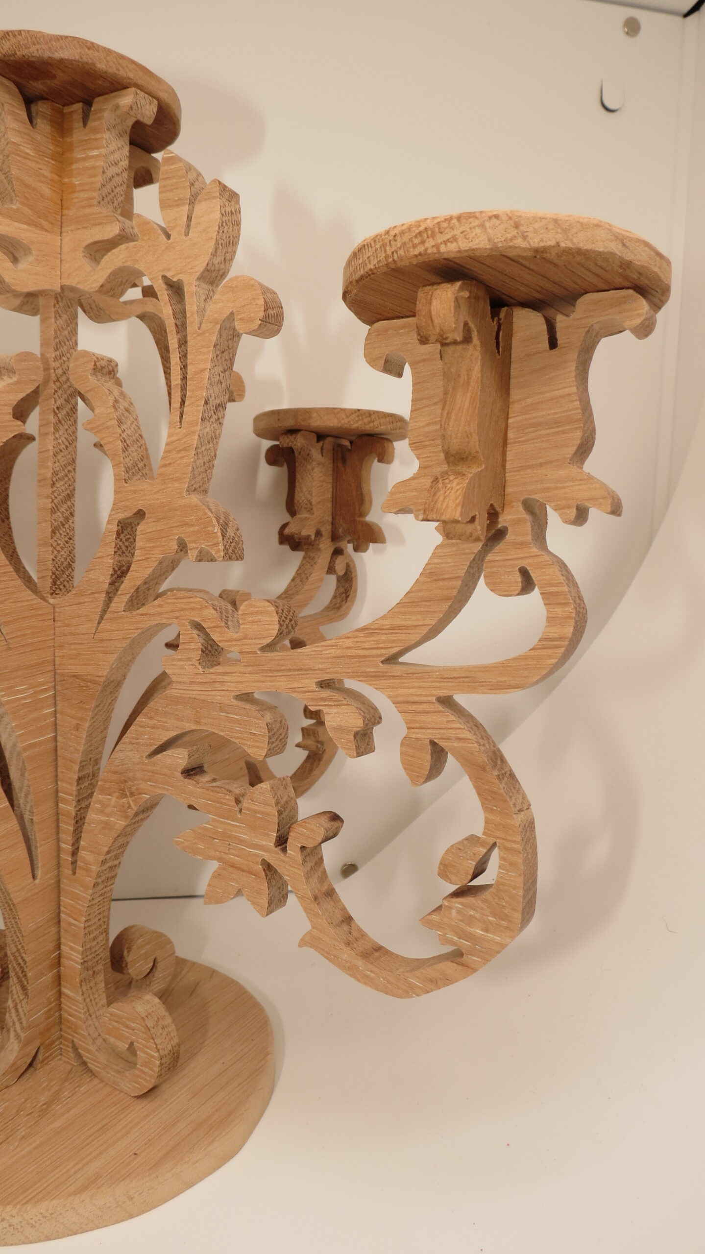Chandelier 5 branches en chêne recyclé – bougies LED incluses – Image 10
