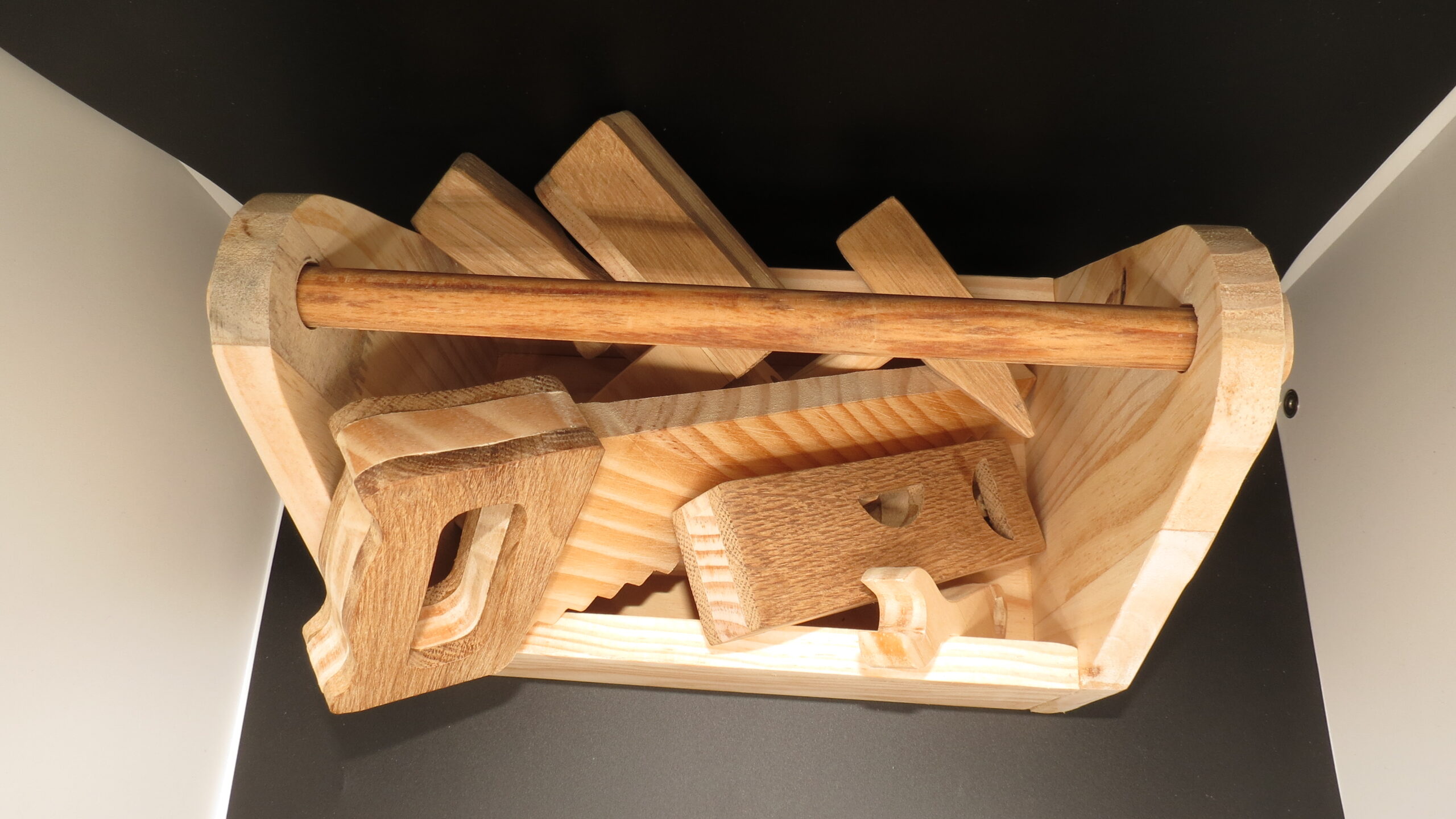 Boîte à outils en bois pour enfant – 7 outils + caisse de transport – Image 12